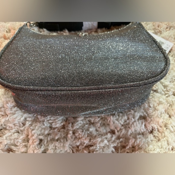 Lululemon City Essentials Small Shoulder Bag 3L Glitter Dark Silver/Grey - Picture 8 of 14